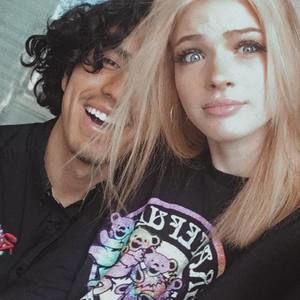 Meet your Posher, Isabella